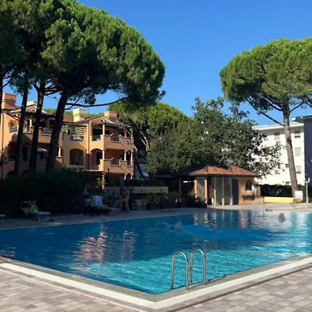 Seaside With Shared Pool