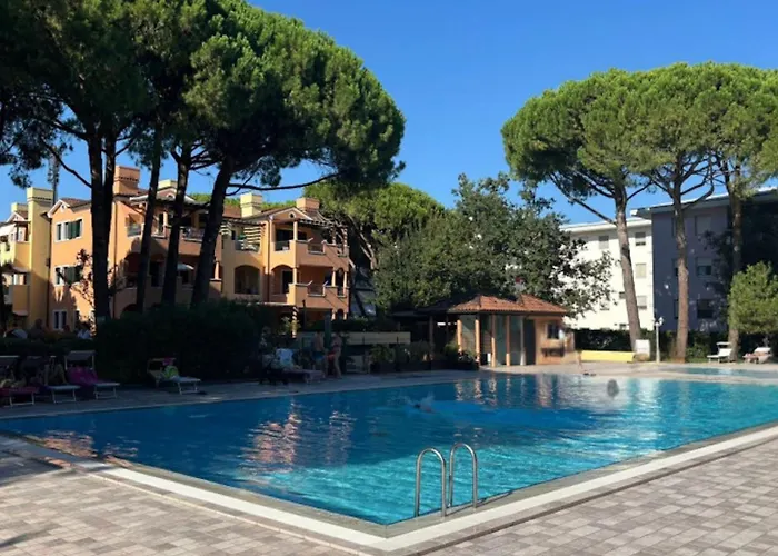 Seaside With Shared Pool