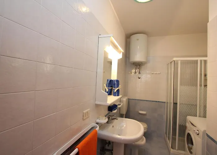 Seaside With Shared Pool Apartment